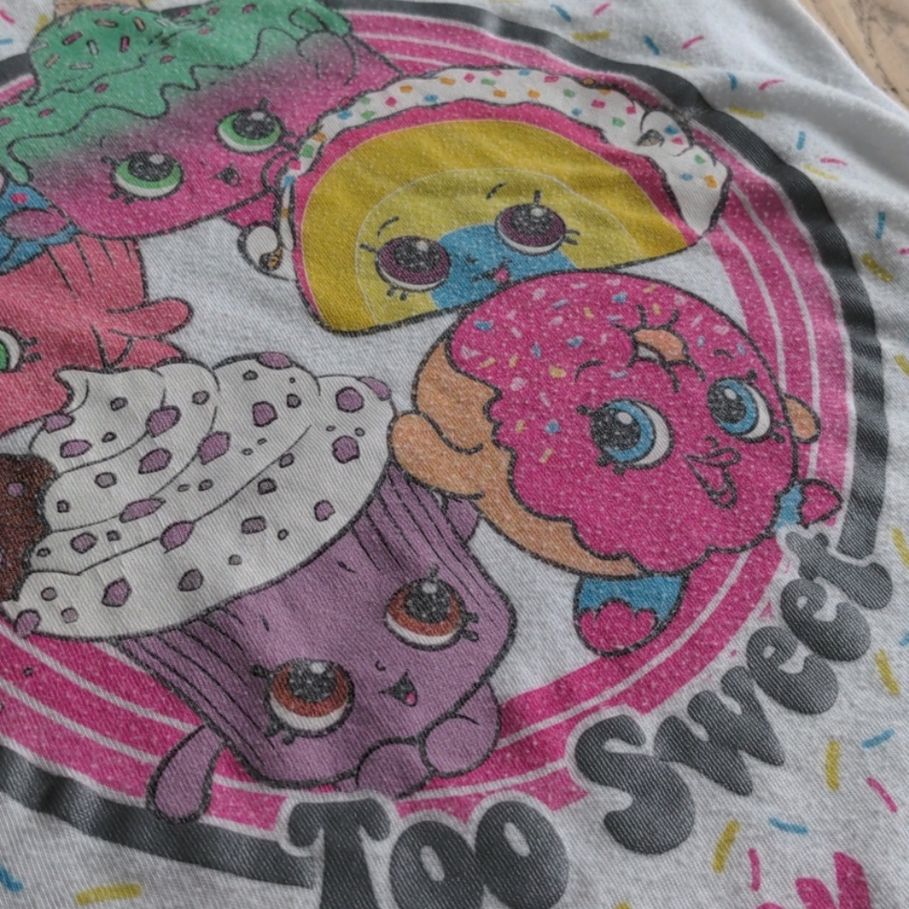 Shopkins top - Picture 2 of 3
